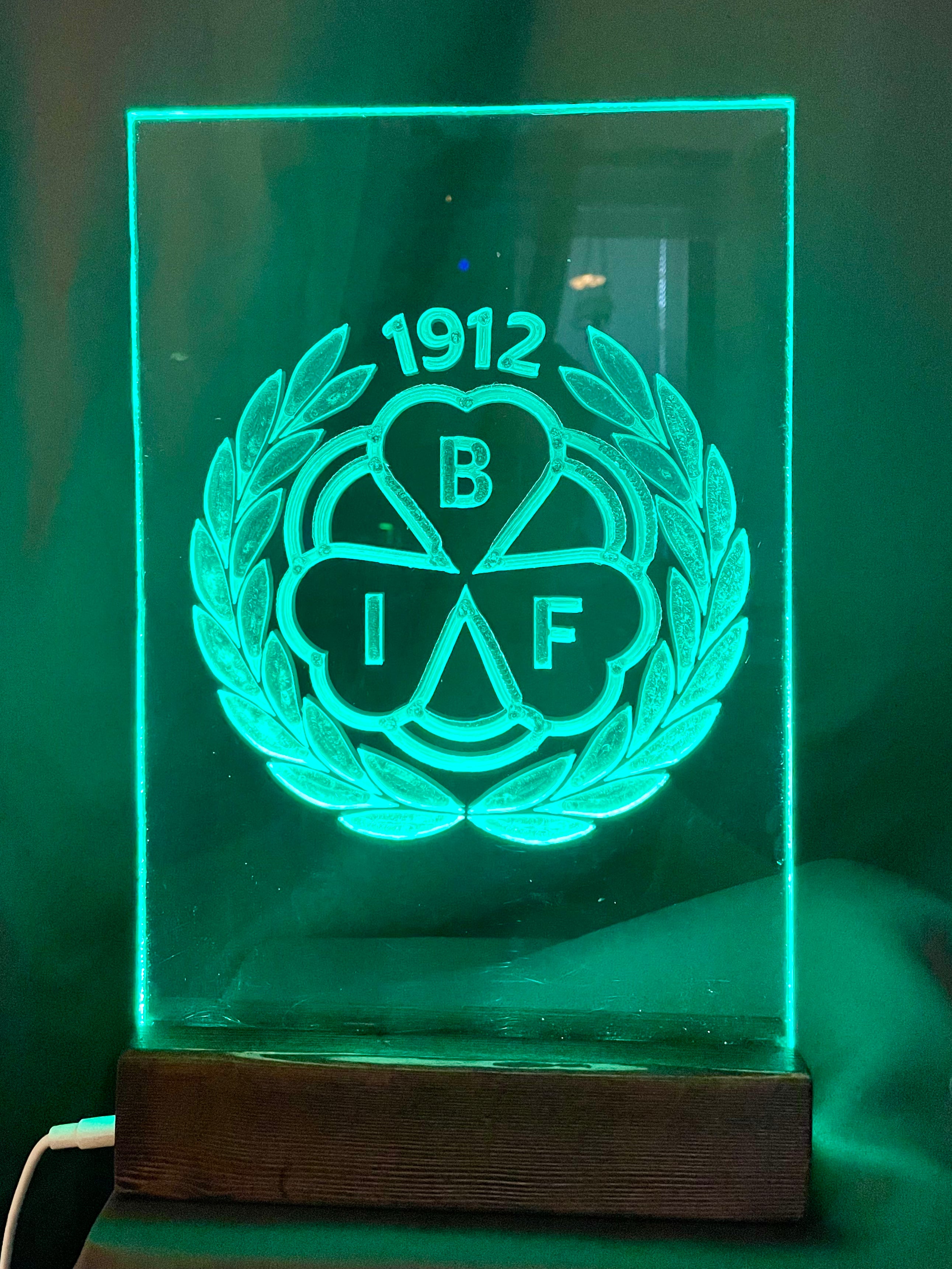 Lampa med utbytbart motiv
