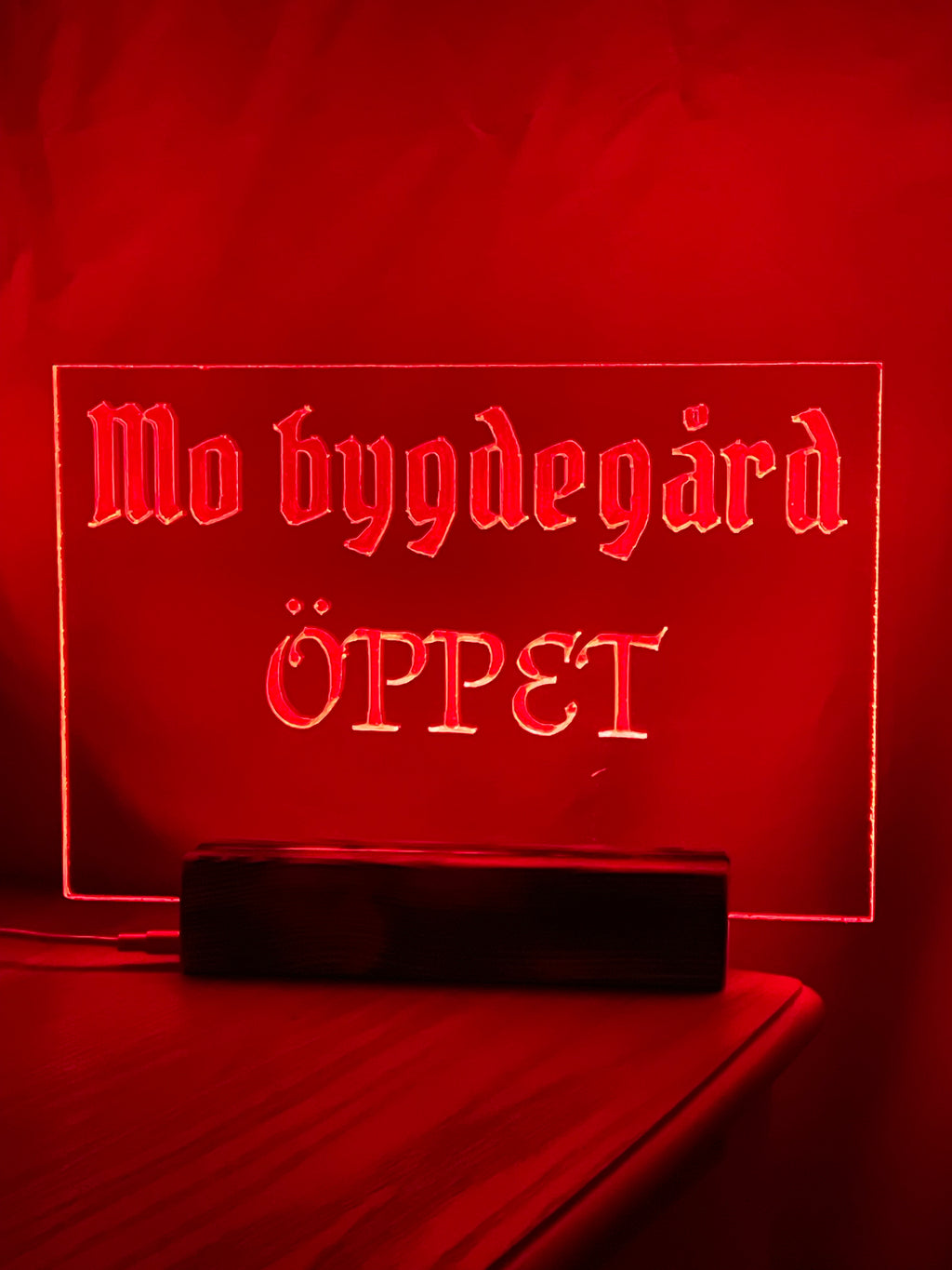 Lampa med utbytbart motiv
