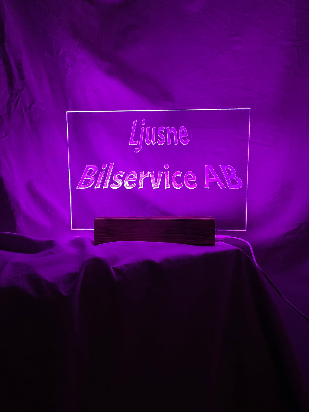 Lampa med utbytbart motiv